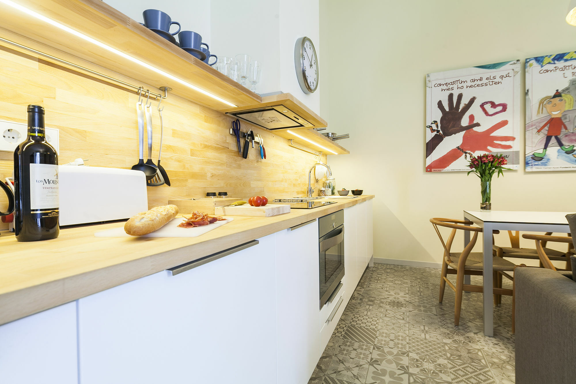 Uma Pau Claris Appartement *
